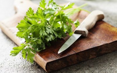 El perejil: condimento de la cocina mediterránea